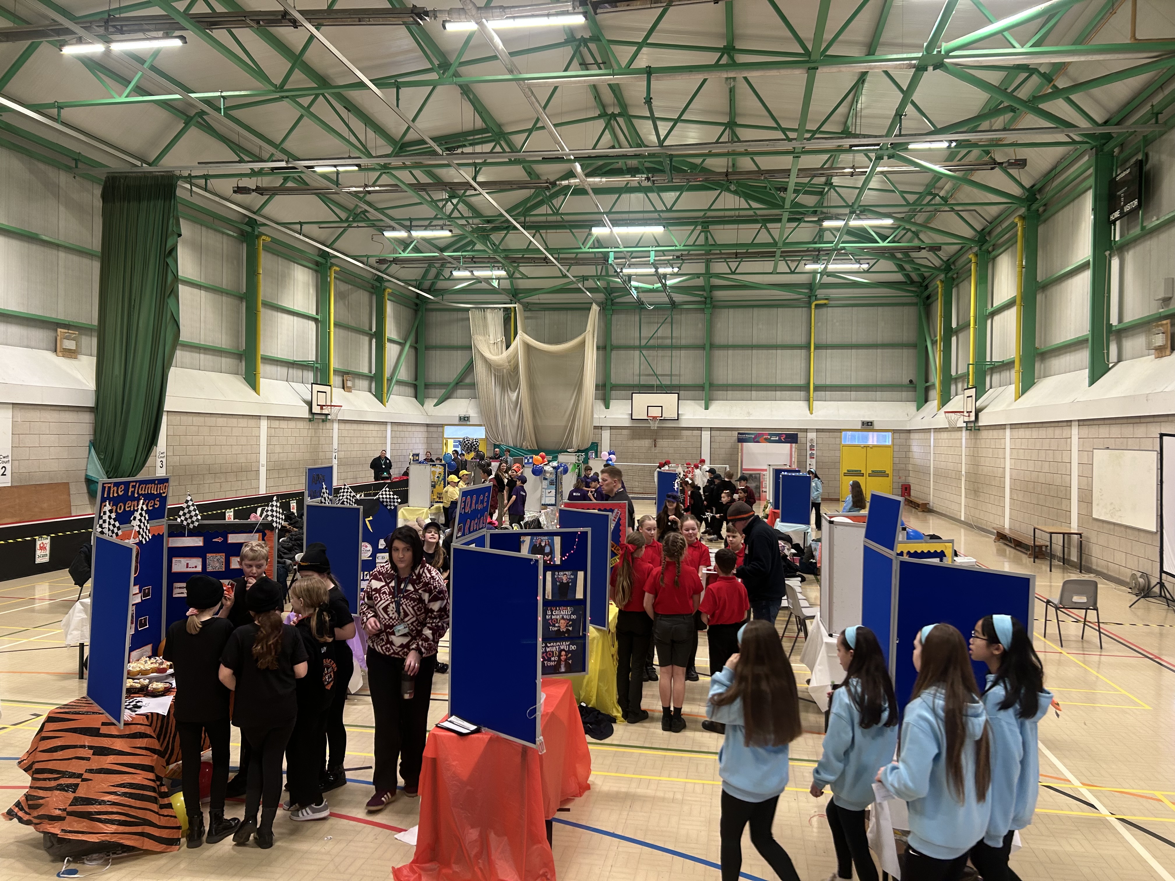 Young Engineers Shine at Regional STEM Racing Primary Finals